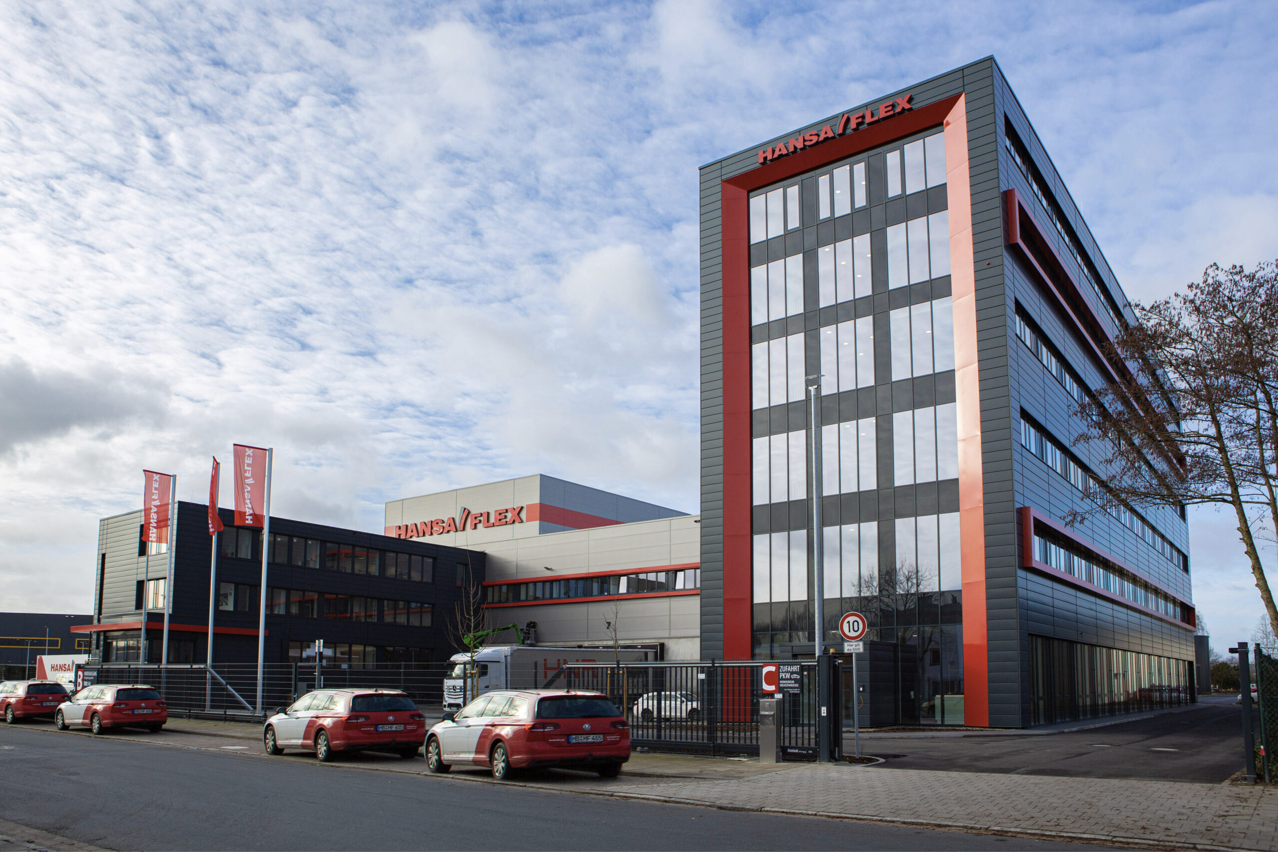 3-2022_02_JA_Neubau_001_Retusche